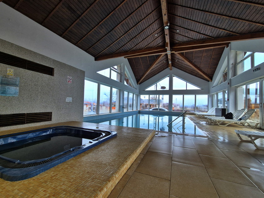 cazare cu piscina in maramures